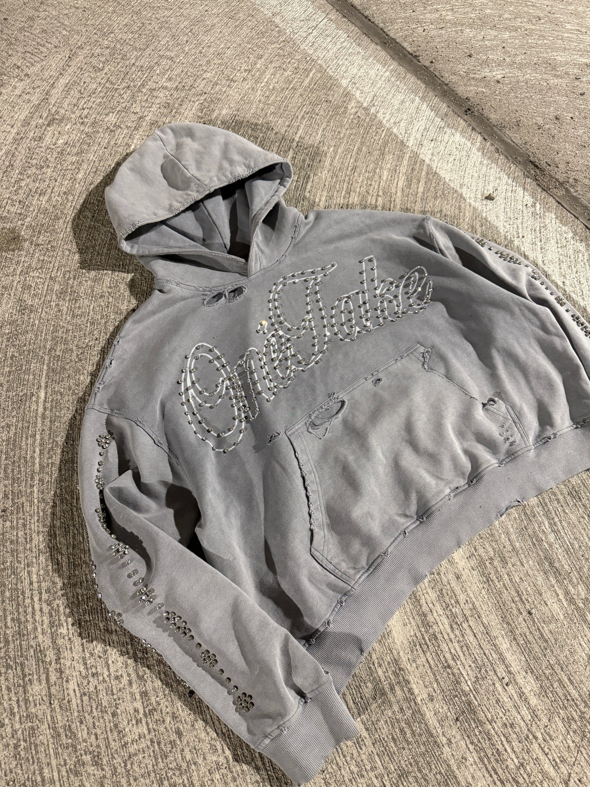 GREY “LA MODE” HOODIE