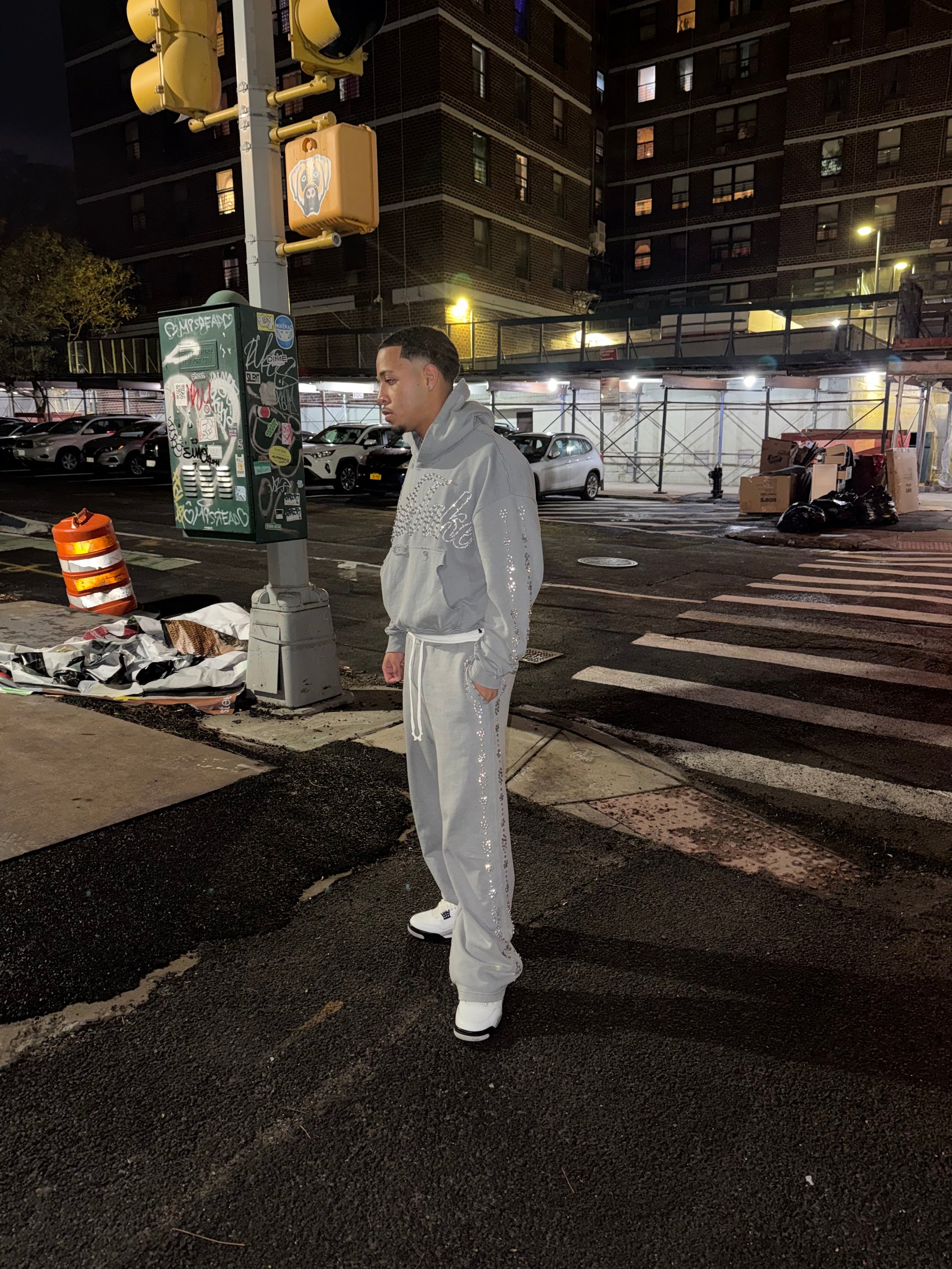 GREY “LA MODE” SWEATSUIT